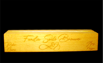 Base madera grabada